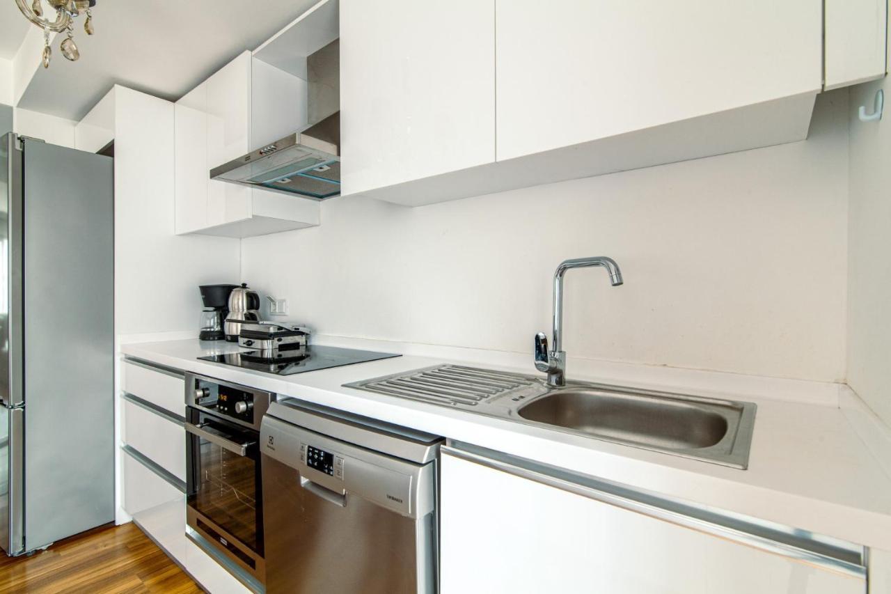 Modern Flat Near Sapphire Shopping Mall Istanboel Buitenkant foto